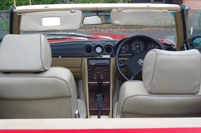 Lot 42 - 1986 Mercedes-Benz 500 SL