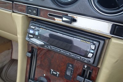 Lot 42 - 1986 Mercedes-Benz 500 SL