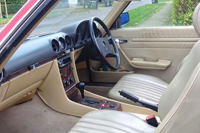 Lot 42 - 1986 Mercedes-Benz 500 SL