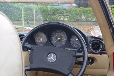 Lot 42 - 1986 Mercedes-Benz 500 SL