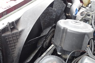 Lot 42 - 1986 Mercedes-Benz 500 SL