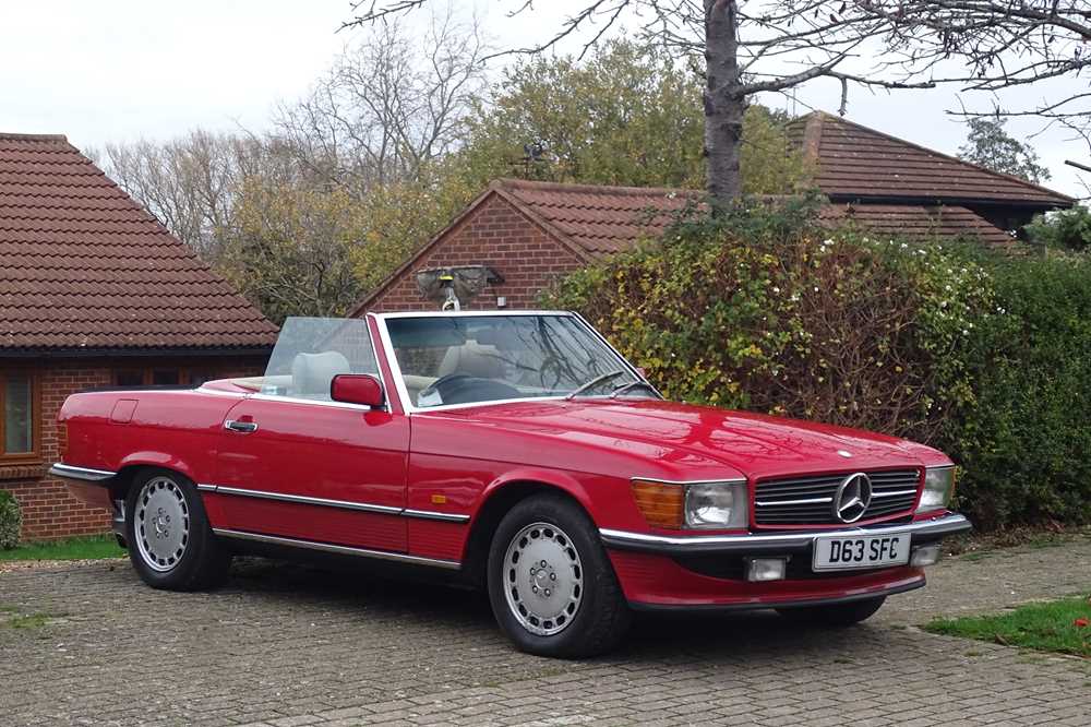 Lot 42 - 1986 Mercedes-Benz 500 SL