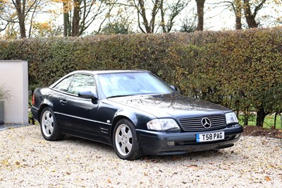 Lot 69 - 1999 Mercedes-Benz SL280