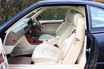 Lot 69 - 1999 Mercedes-Benz SL280