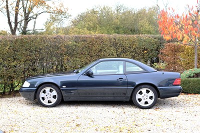 Lot 69 - 1999 Mercedes-Benz SL280