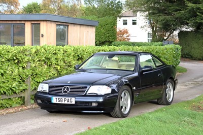 Lot 69 - 1999 Mercedes-Benz SL280