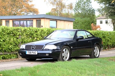 Lot 69 - 1999 Mercedes-Benz SL280