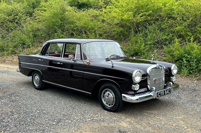 Lot 11 - 1965 Mercedes-Benz 190 C