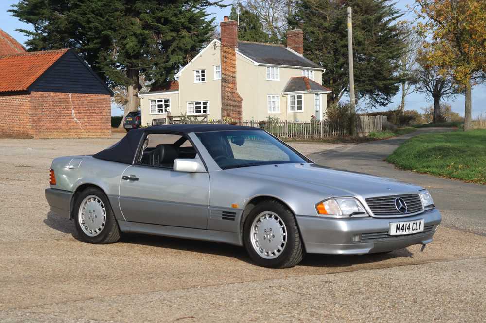 Lot 48 - 1995 Mercedes-Benz SL 320