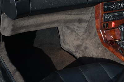 Lot 48 - 1995 Mercedes-Benz SL 320