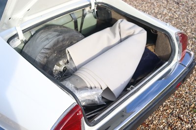 Lot 85 - 1990 Jaguar XJ-S 3.6