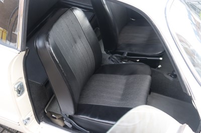 Lot 76 - 1966 Volkswagen Karmann Ghia