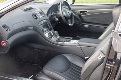Lot 8 - 2009 Mercedes-Benz SL 350