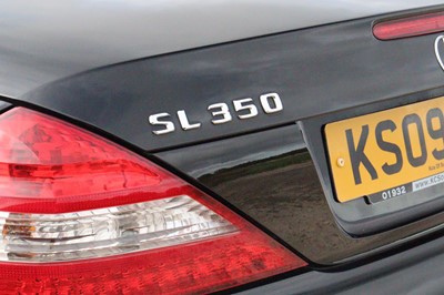 Lot 8 - 2009 Mercedes-Benz SL 350