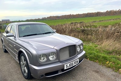 Lot 2005 Bentley Arnage T Mulliner II