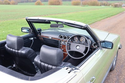 Lot 24 - 1981 Mercedes-Benz 380 SL