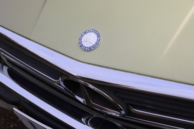 Lot 24 - 1981 Mercedes-Benz 380 SL