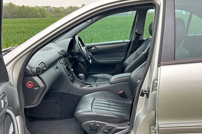 Lot 34 - 2002 Mercedes-Benz C32 AMG