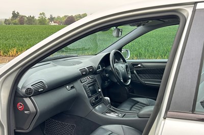 Lot 34 - 2002 Mercedes-Benz C32 AMG