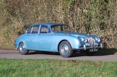 Lot 29 - 1967 Daimler V8 250