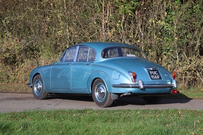 Lot 29 - 1967 Daimler V8 250