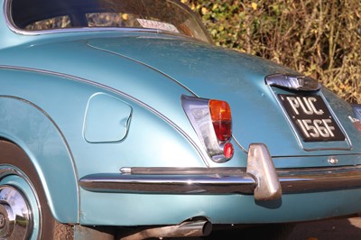 Lot 29 - 1967 Daimler V8 250