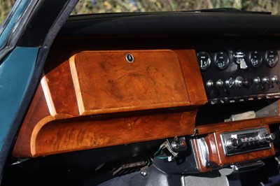 Lot 29 - 1967 Daimler V8 250