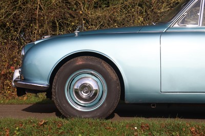 Lot 29 - 1967 Daimler V8 250