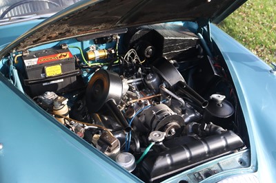 Lot 29 - 1967 Daimler V8 250