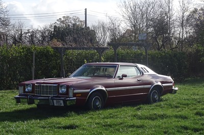 Lot 102 - 1976 Ford Elite