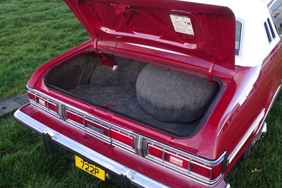 Lot 102 - 1976 Ford Elite