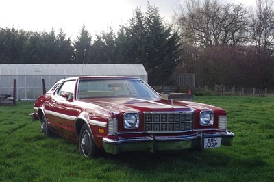 Lot 102 - 1976 Ford Elite