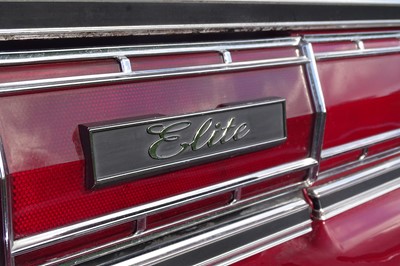 Lot 102 - 1976 Ford Elite