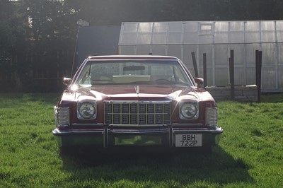 Lot 102 - 1976 Ford Elite