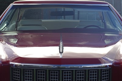 Lot 102 - 1976 Ford Elite