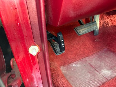 Lot 102 - 1976 Ford Elite