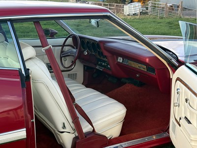 Lot 102 - 1976 Ford Elite