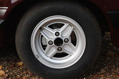 Lot 18 - 1985 Ford Capri Laser