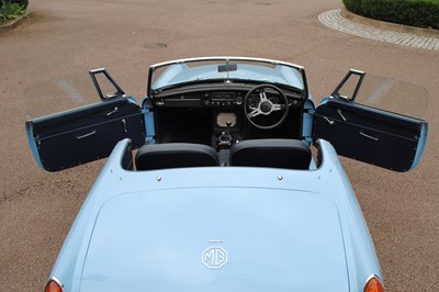 Lot 13 - 1965 MG B Roadster