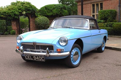 Lot 13 - 1965 MG B Roadster