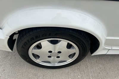 Lot 100 - 1990 Volkswagen Golf Clipper Cabriolet