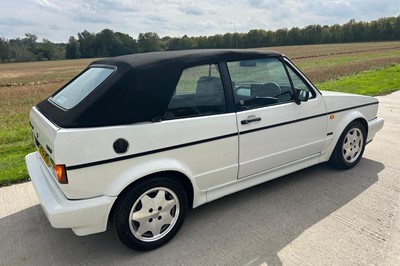 Lot 100 - 1990 Volkswagen Golf Clipper Cabriolet