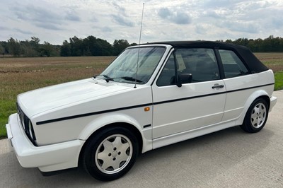 Lot 100 - 1990 Volkswagen Golf Clipper Cabriolet
