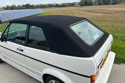Lot 100 - 1990 Volkswagen Golf Clipper Cabriolet