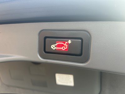 Lot 40 - 2004 BMW 745i SE Individual