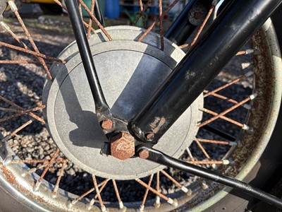 Lot 1960 Panther Model 120