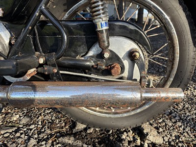 Lot 1960 Panther Model 120