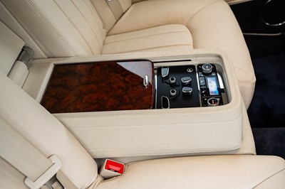 Lot 2013 Bentley Mulsanne