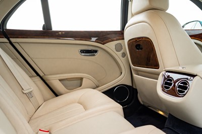 Lot 2013 Bentley Mulsanne