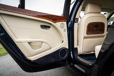 Lot 2013 Bentley Mulsanne
